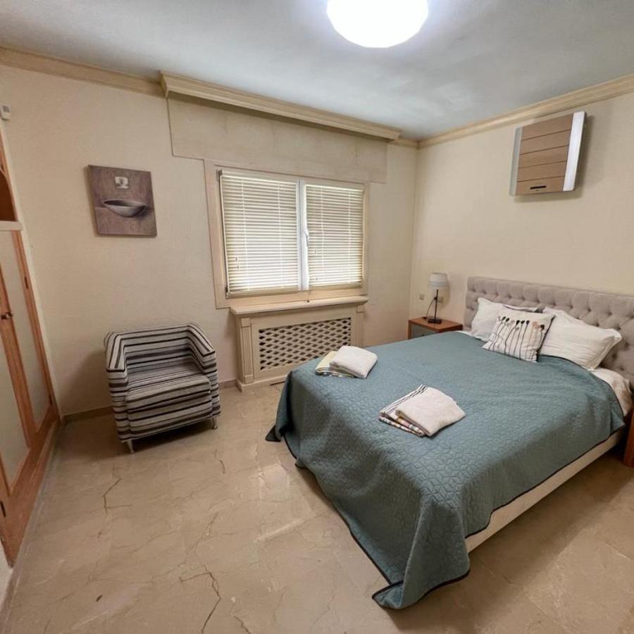 Beautiful 2 Steps From The * Marbella